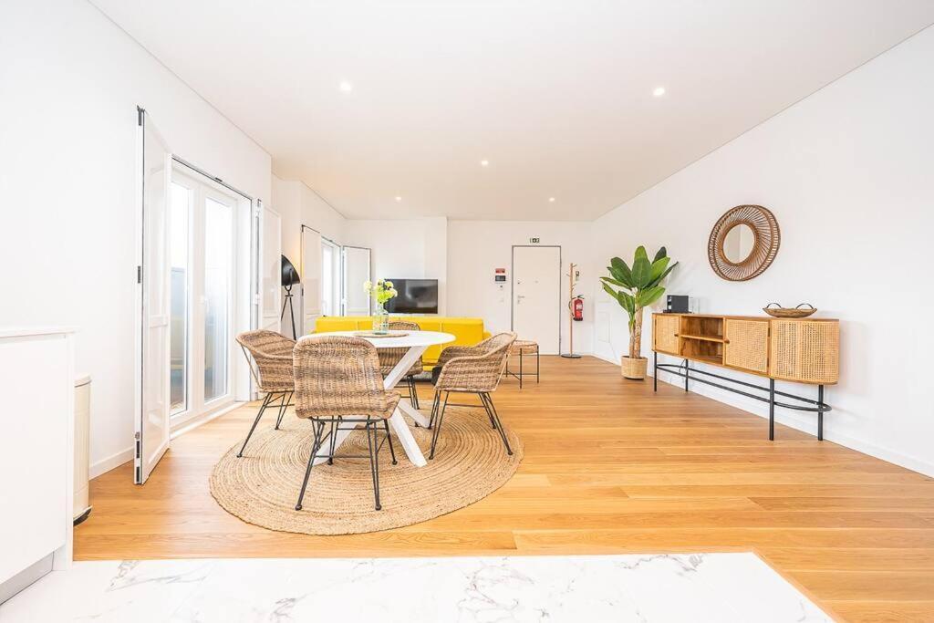 Apartamento Situado No Centro Historico Da Cidade セトゥーバル エクステリア 写真