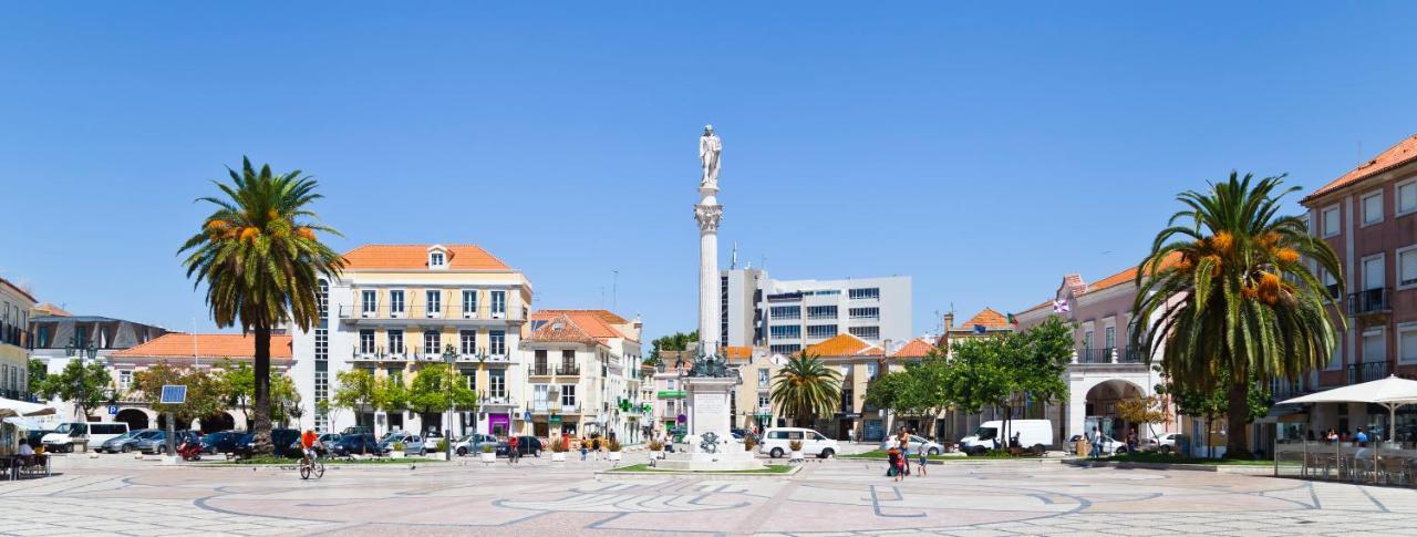Apartamento Situado No Centro Historico Da Cidade セトゥーバル エクステリア 写真